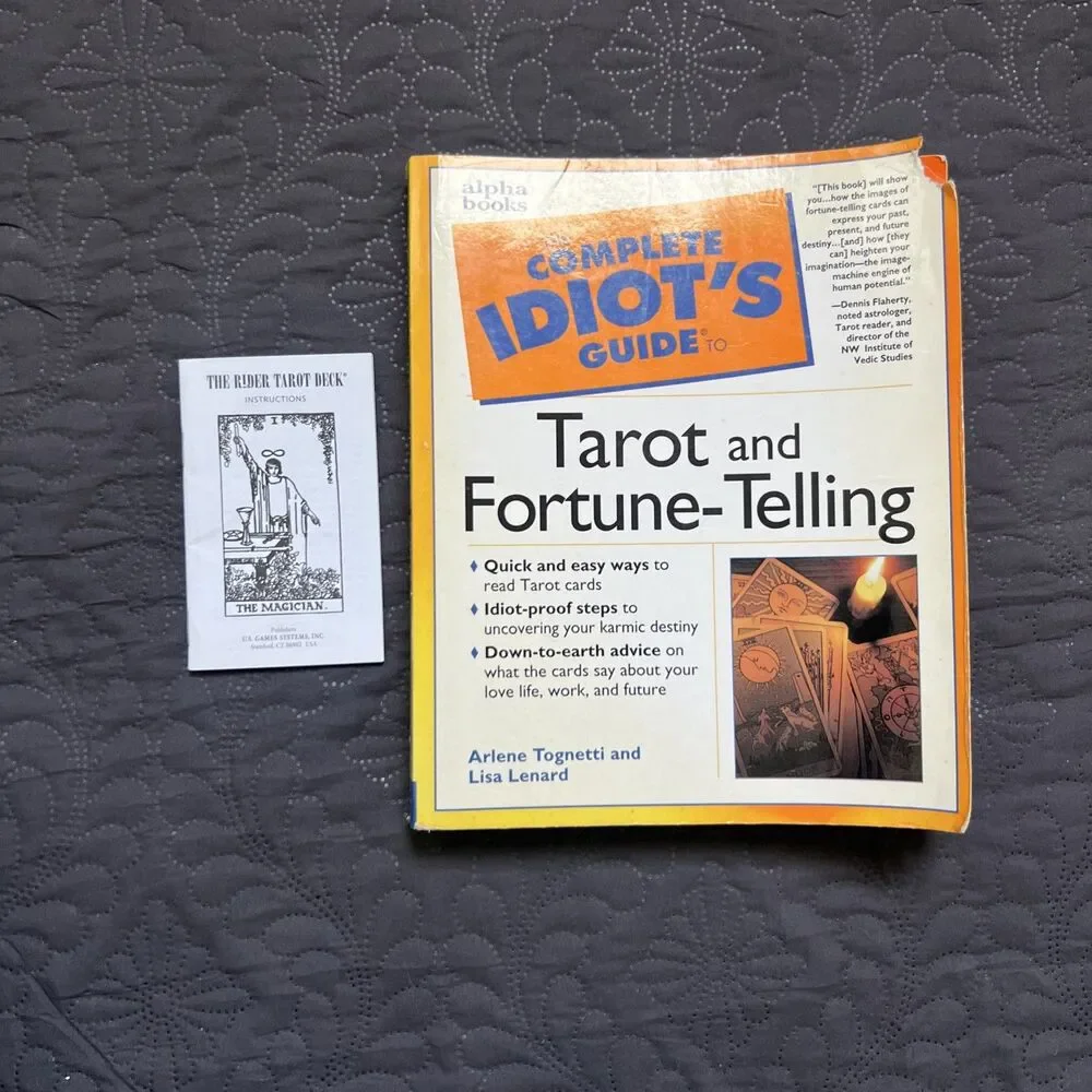 The Complete Idiot's Guide to Tarot and Fortune-Telling by Arlene Tognetti READ